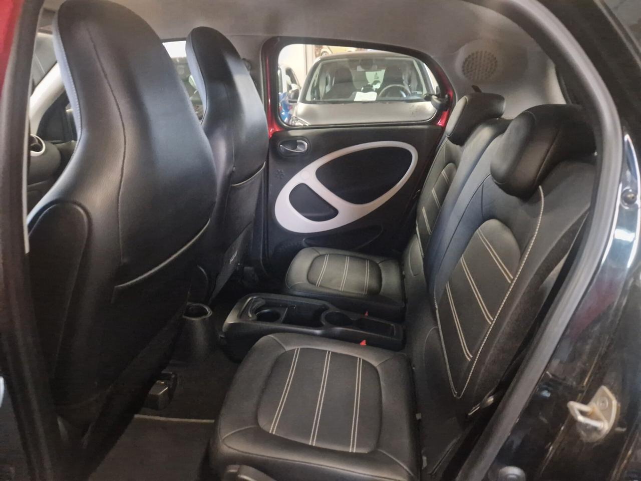 ForFour prime pelle full led garanzia