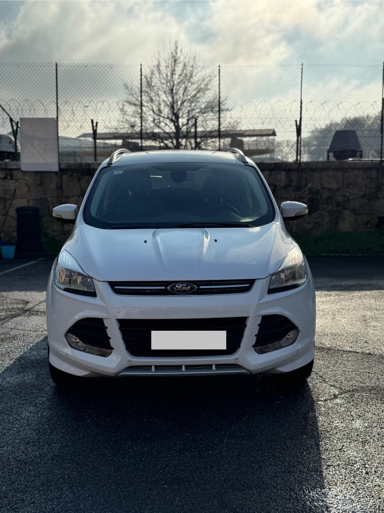 Ford Kuga 2.0 TDCI 180 CV S&S 4WD Powershift Titanium X