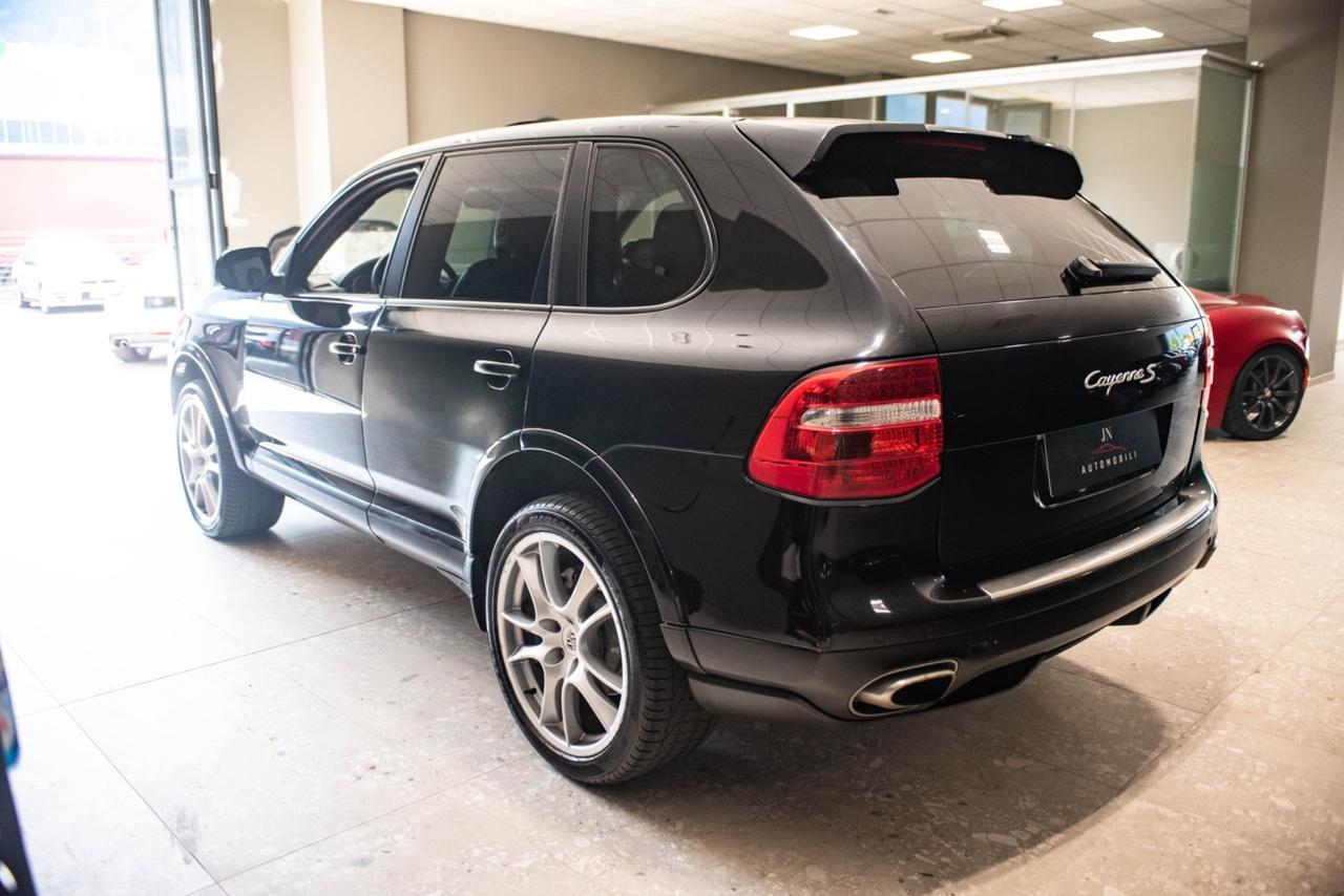Porsche Cayenne 4.8 S