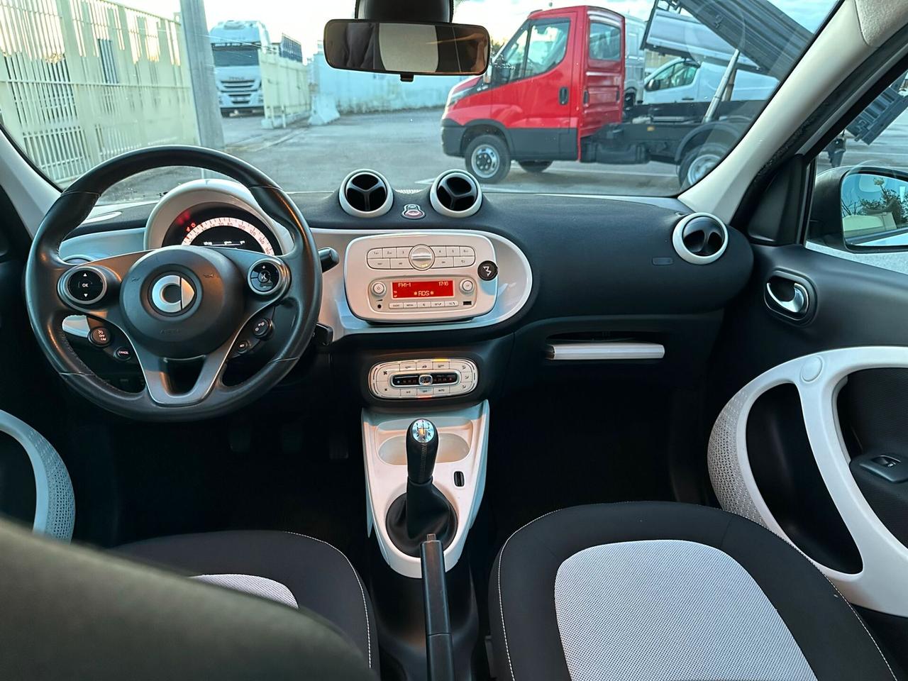 SMART FORFOUR 70 1.0 Prime