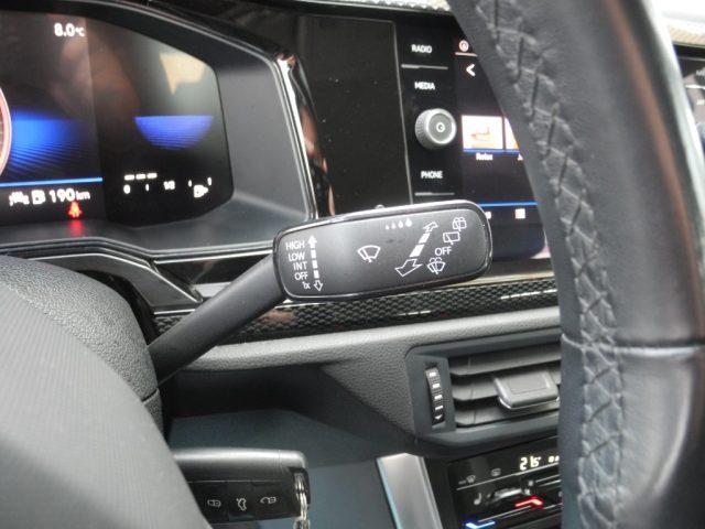 VOLKSWAGEN Taigo 1.0 TSI 110cv DSG Life - OK NEOPATEN. - 71.000 Km