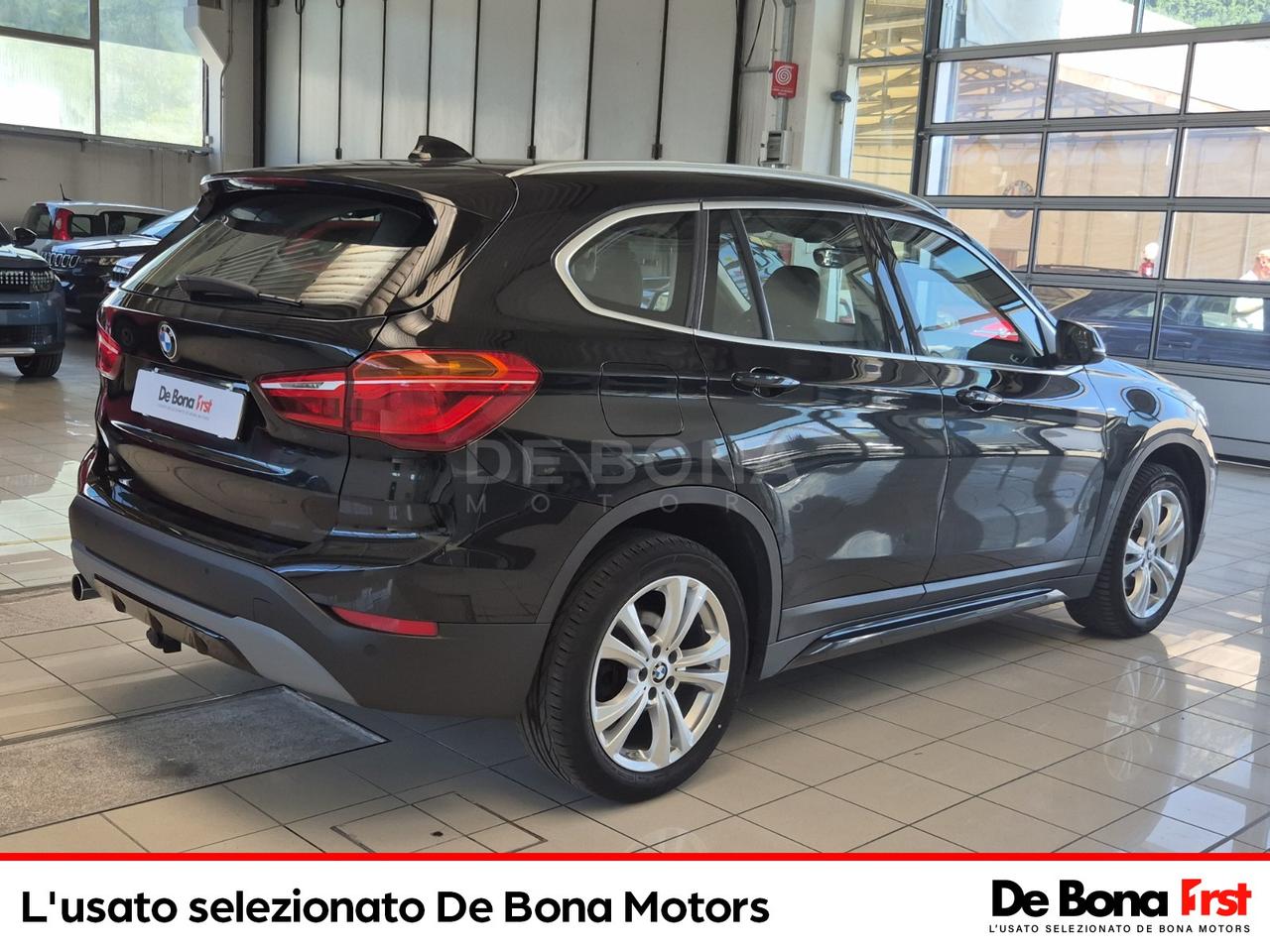 BMW X1 sdrive18i 140cv