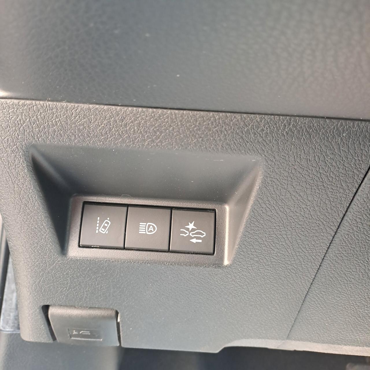 Toyota Yaris 1.5 Hybrid 73cv Business