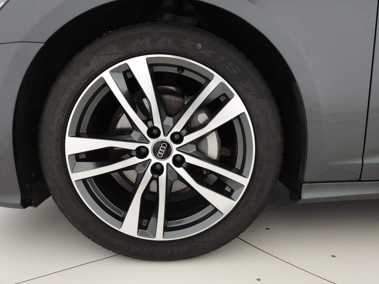 40TDI 204CV quattro S tronic Business Design