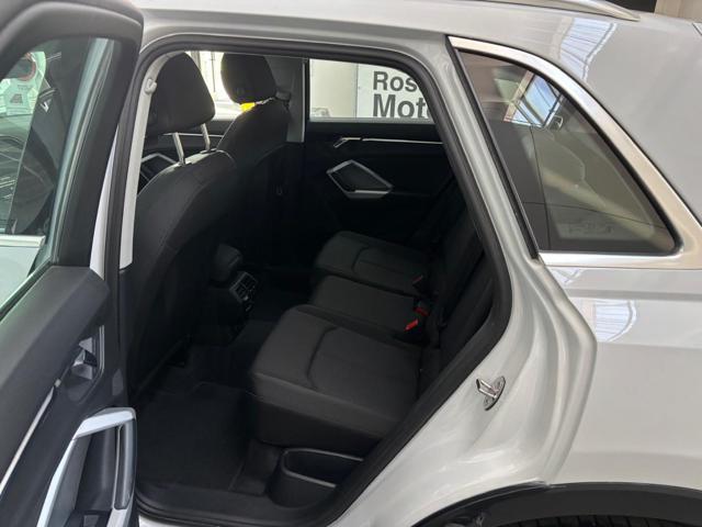 AUDI Q3 35 TDI S tronic Business Advanced