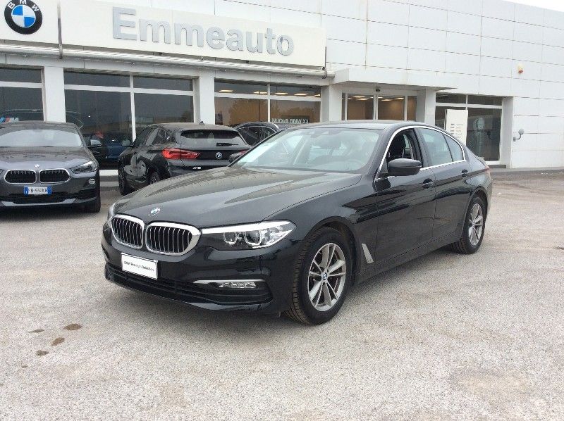 BMW                  Serie 5                                  520d Business