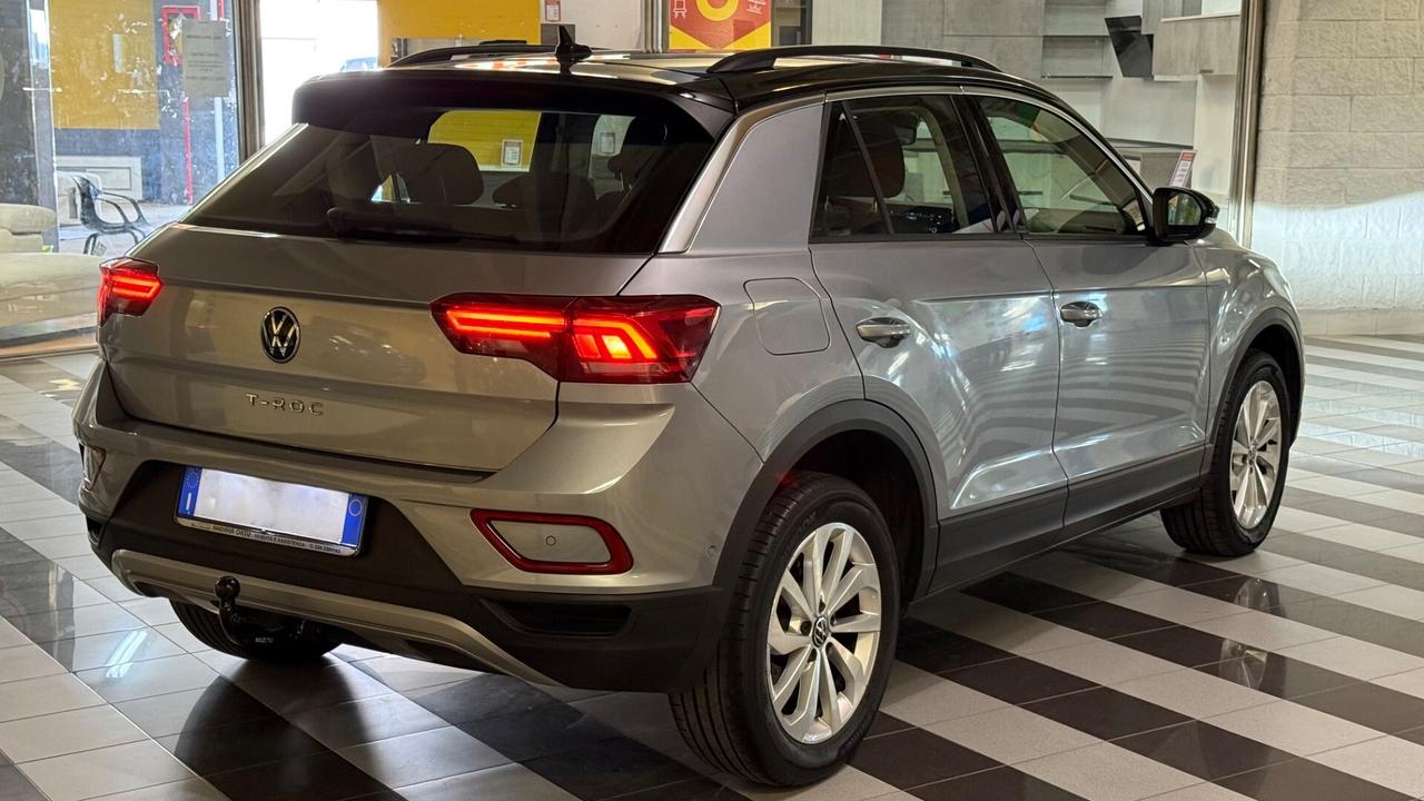 Volkswagen T-Roc 2.0 TDI 116cv Life 03/2024 Gancio Traino