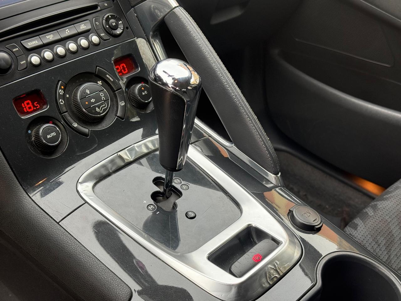 Peugeot 3008 1.6 HDi 115CV Active