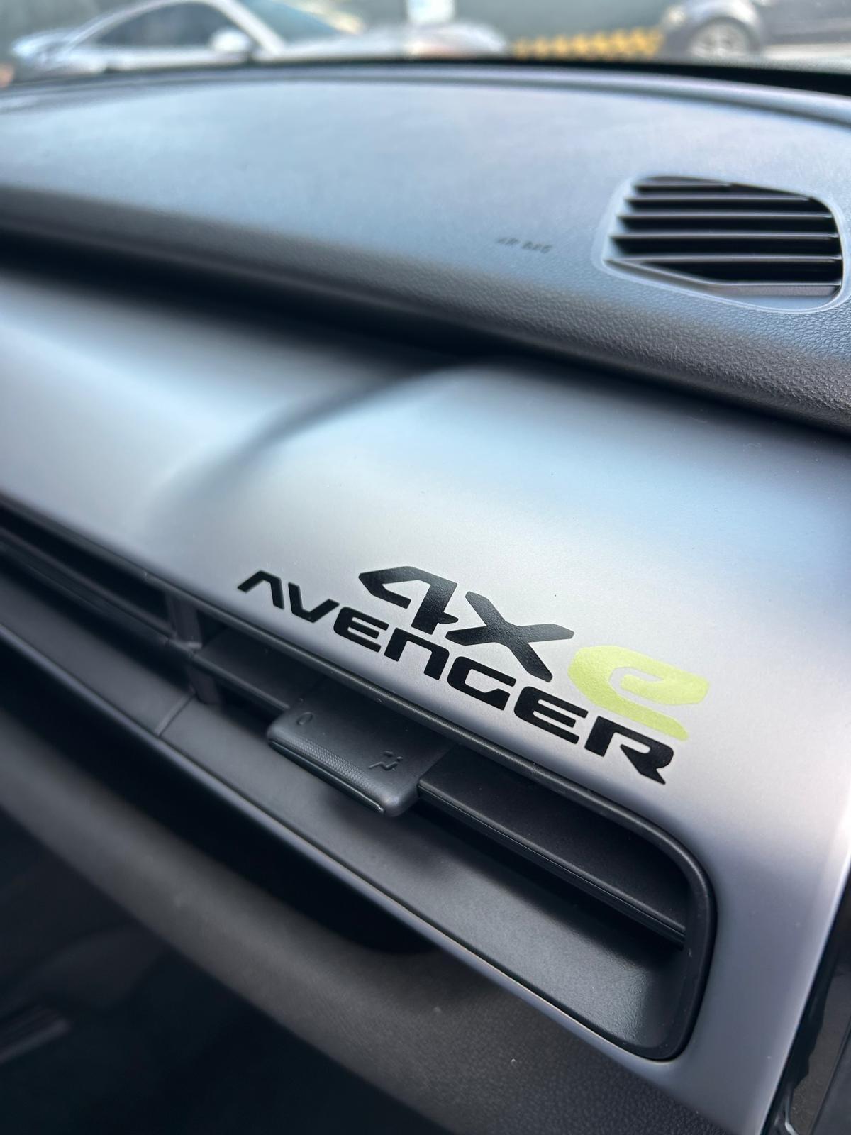 Jeep Avenger 1.2 Turbo 145 CV MHEV 4xe Upland
