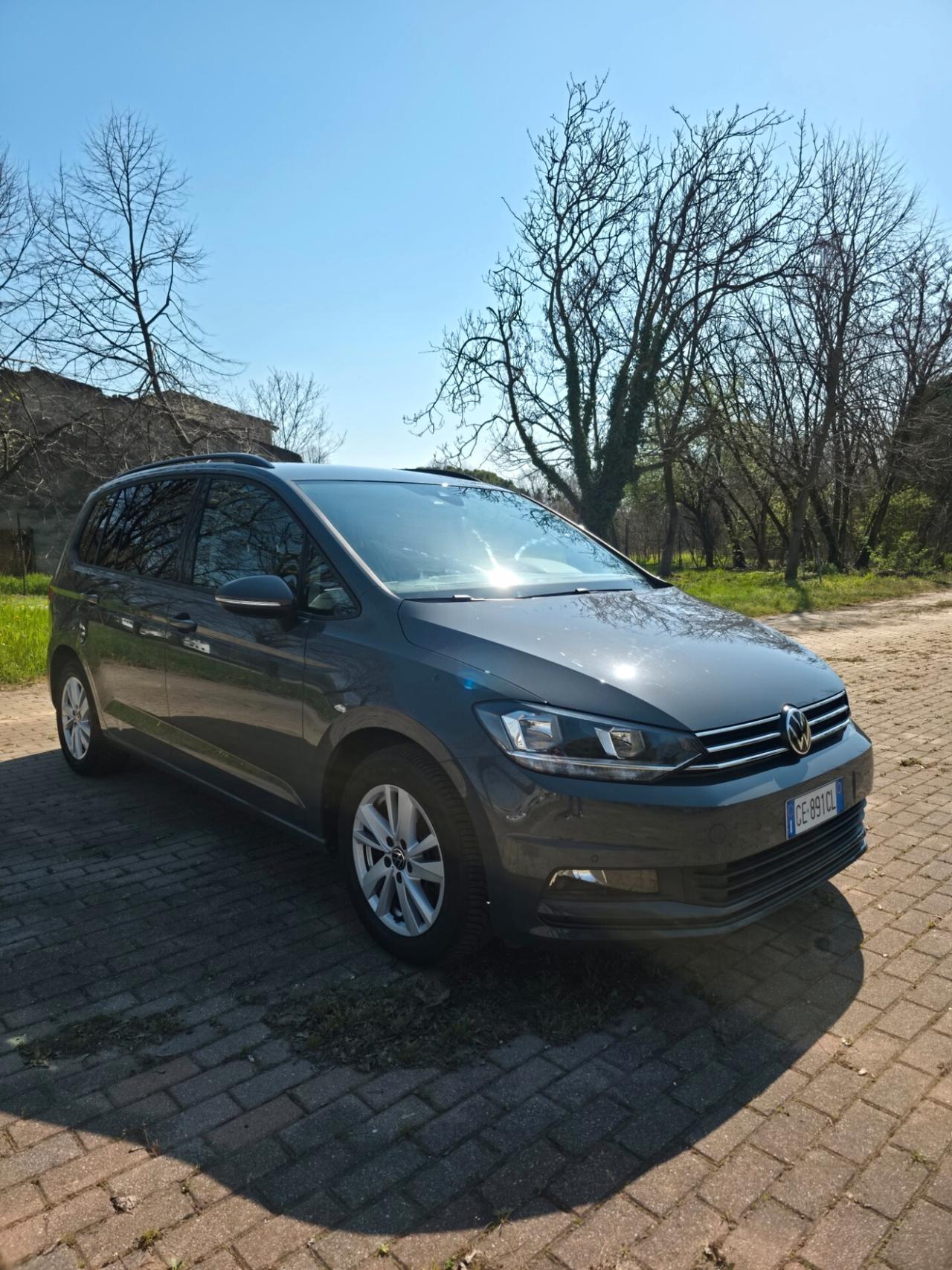 Volkswagen Touran 7 Posti 2.0 TDI 150 CV SCR DSG Executive BlueMotion Tech. TAGLIANDI UFFICIALI