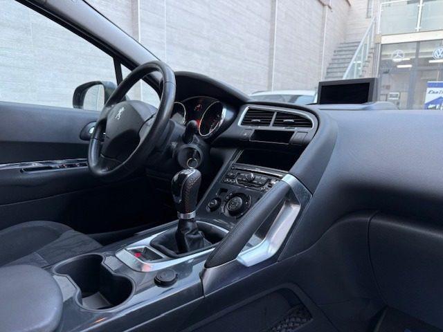 PEUGEOT 3008 1.6 VTi 120CV Premium
