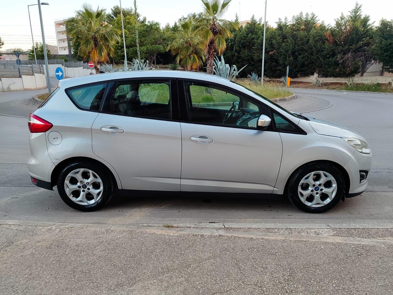 Ford C-Max 1.6 TDCi 115CV Titanium