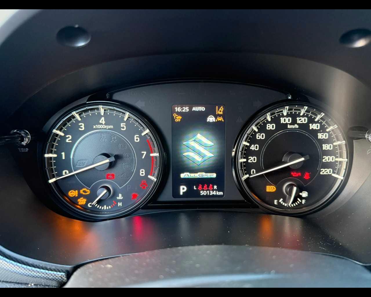 SUZUKI Vitara 1.5h 140v Starview 4wd