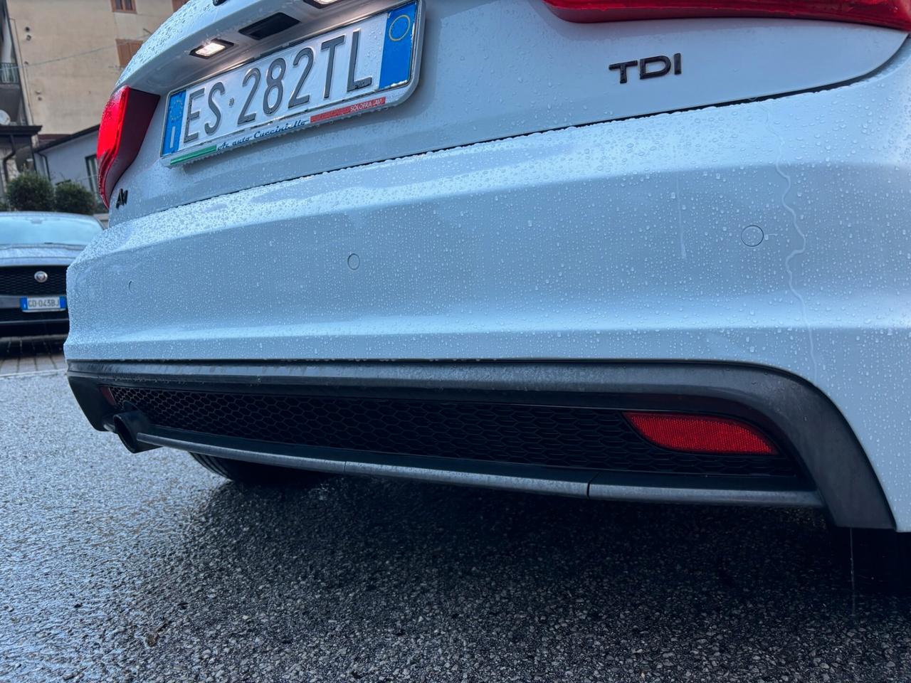Audi A1 SPB 1.6 TDI S tronic Admired perla 90 cv