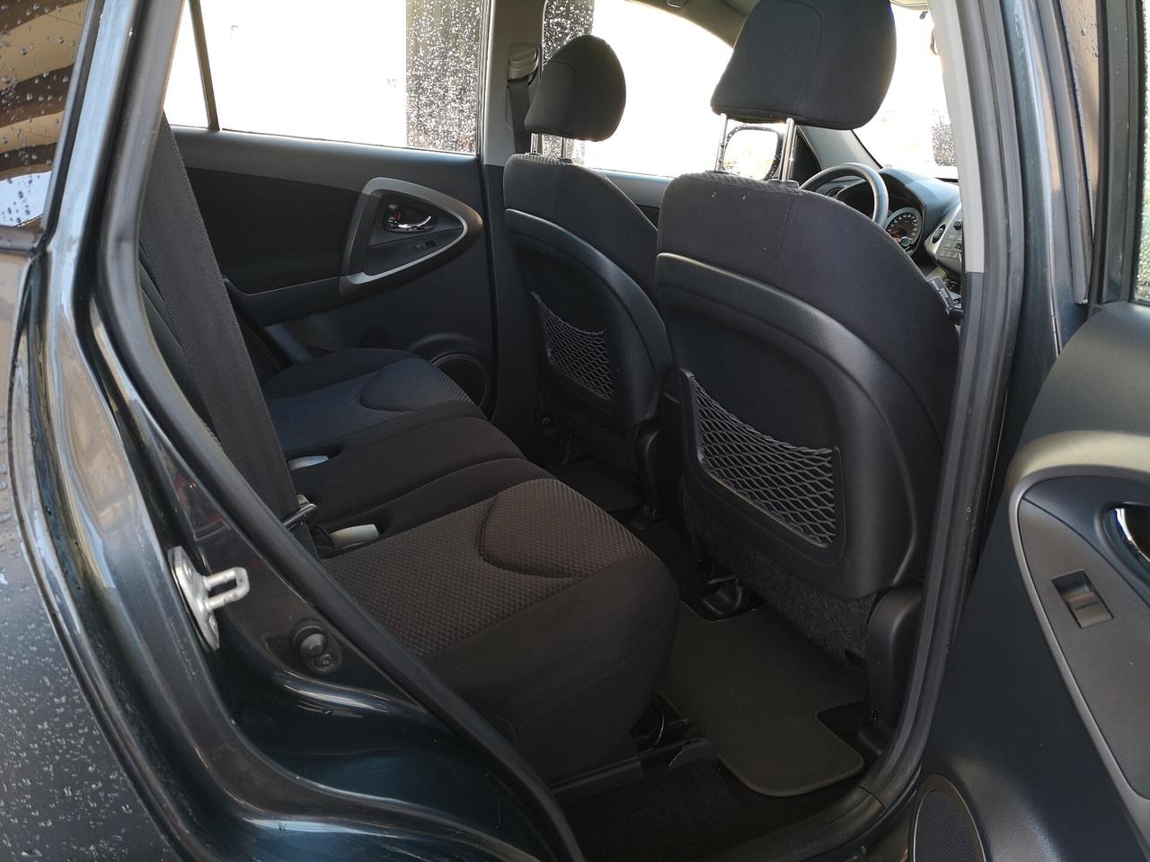 Toyota RAV 4 RAV4 2.2 D-4D 136 CV Luxury