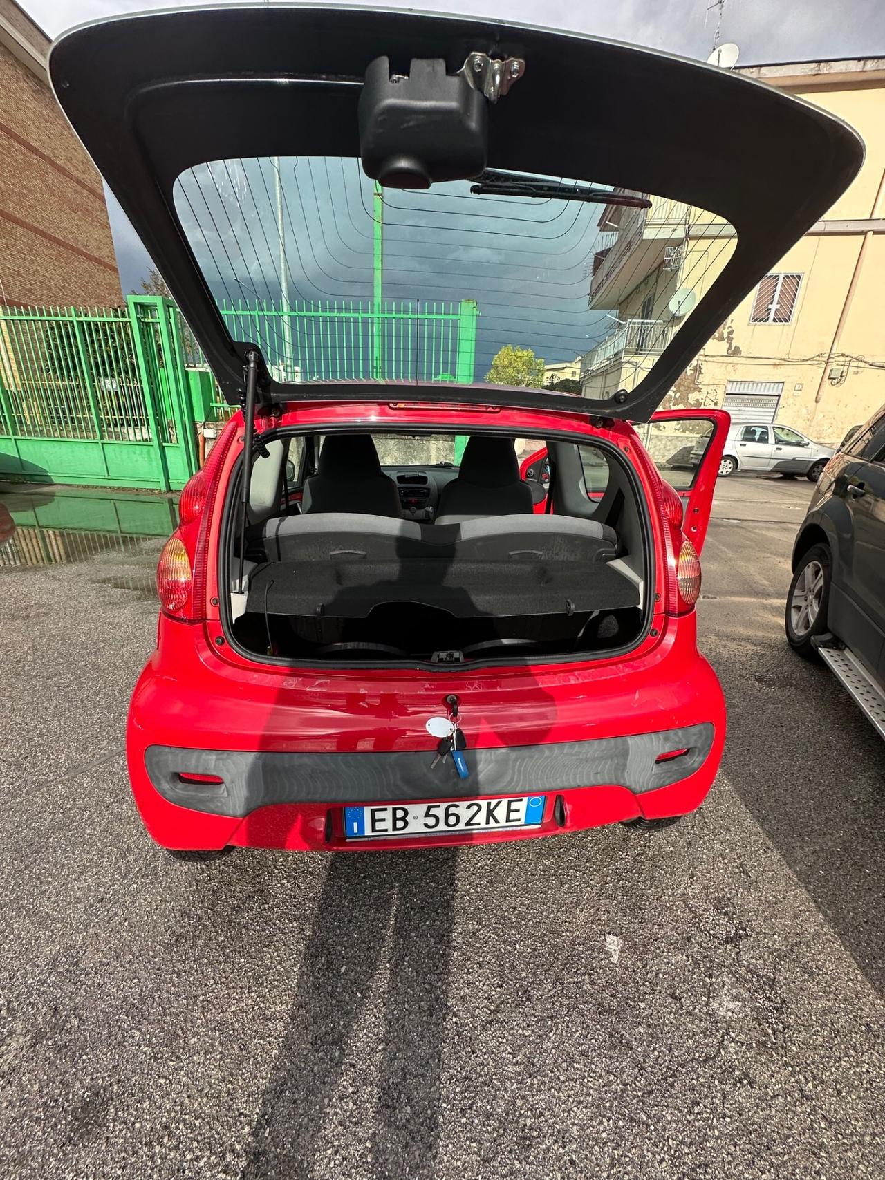 Peugeot 107 1.0 68CV 3p. Desir