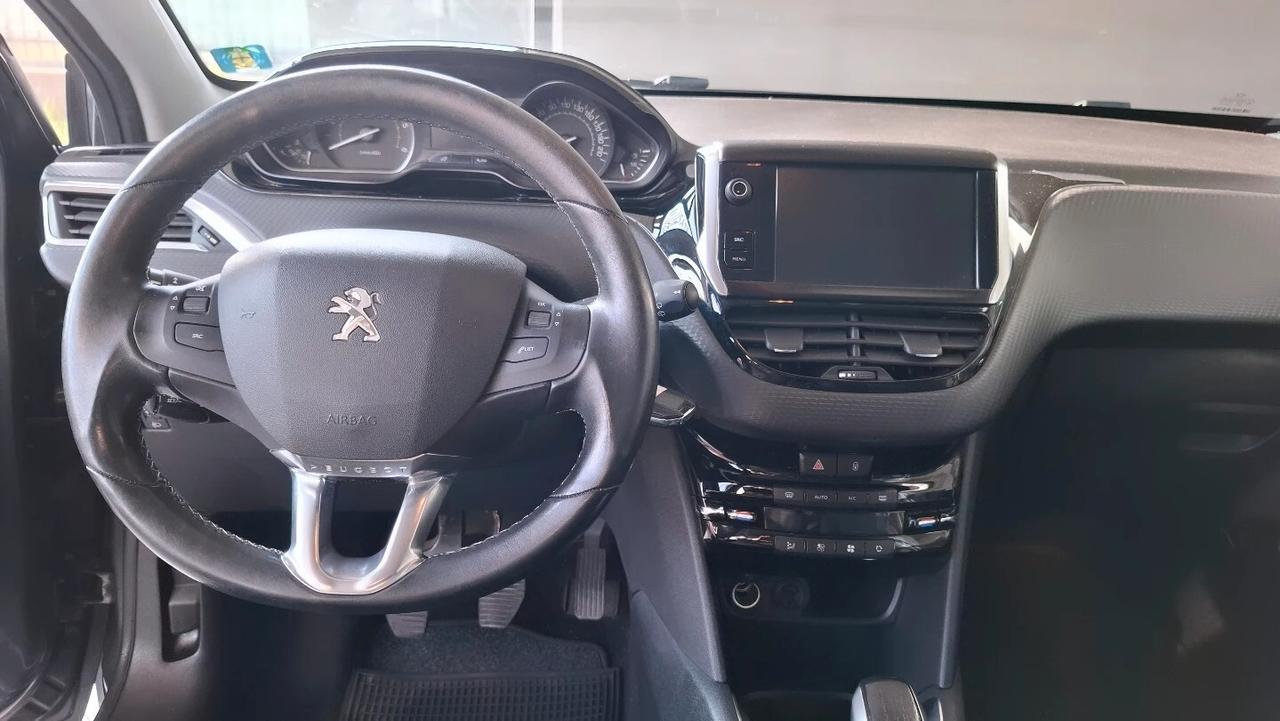 Peugeot 208 BlueHDi 100 5 porte Allure