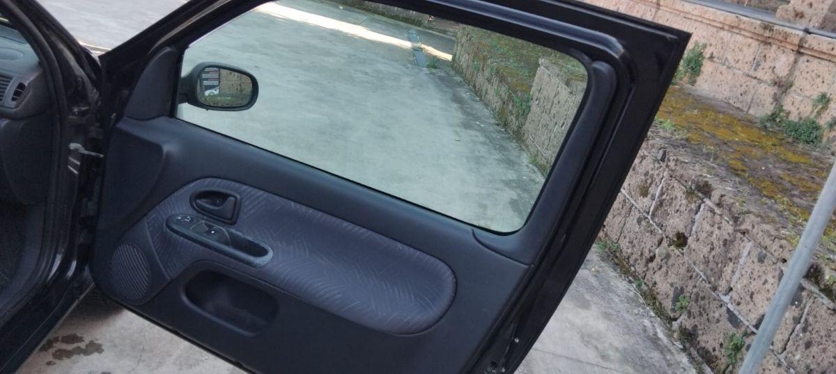 RENAULT - Clio - 1.4 16V 3 porte Initiale gpl