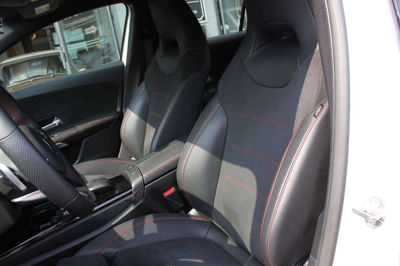 MERCEDES-BENZ A 180 AUTOMATIC BUSINESS AMG 7G-DCT TELECAMERA - NAVY