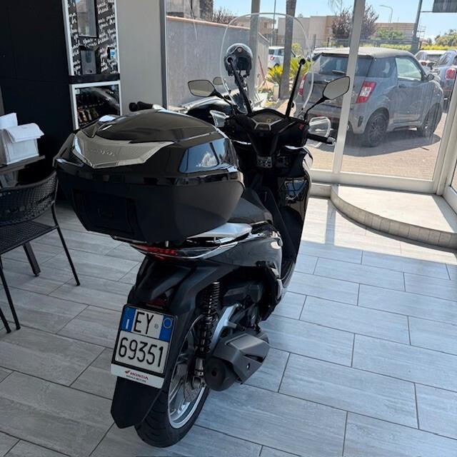 Honda SH 350