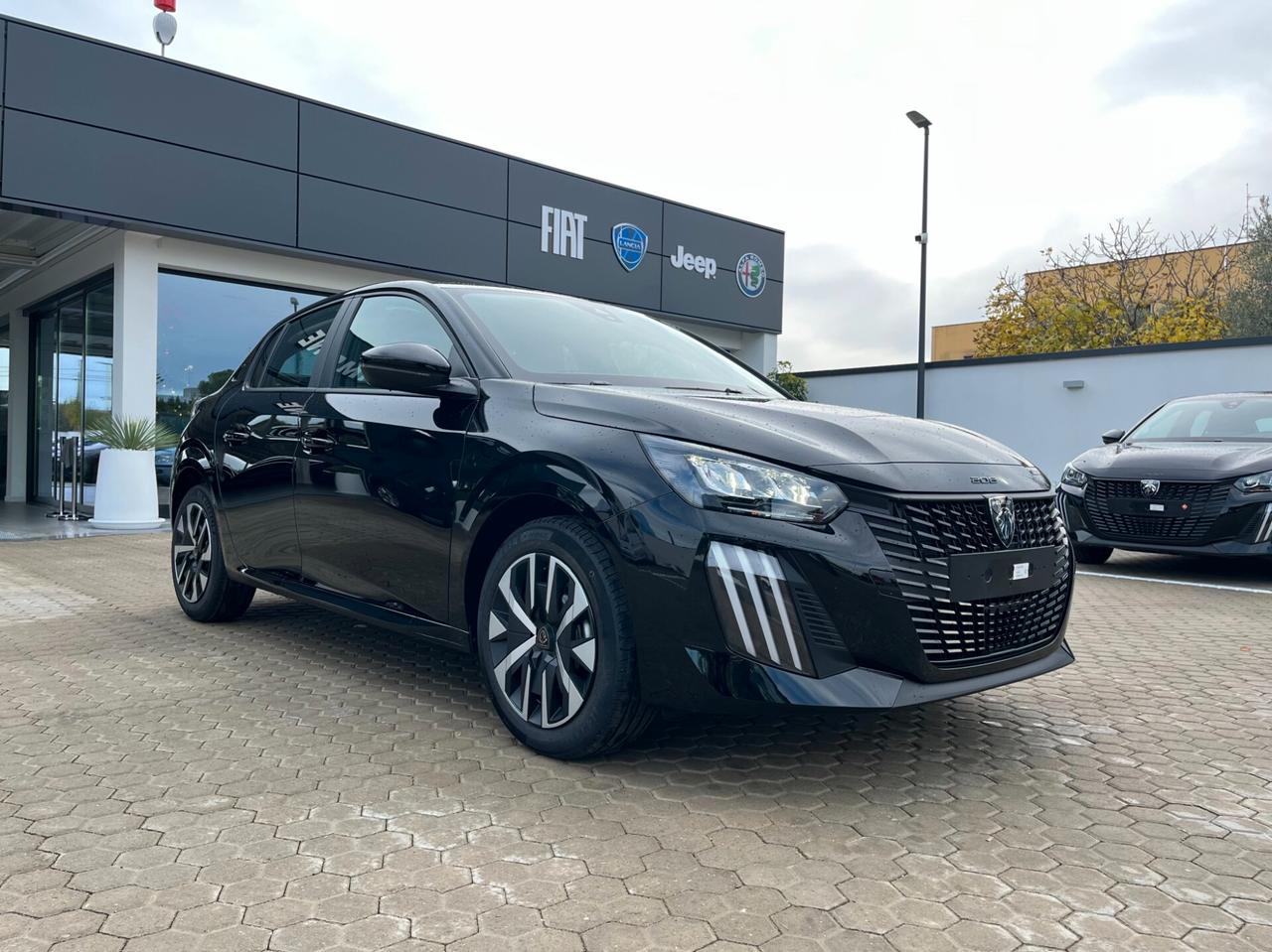 Peugeot 208 PureTech 100 Stop&Start 5 porte Style Km0
