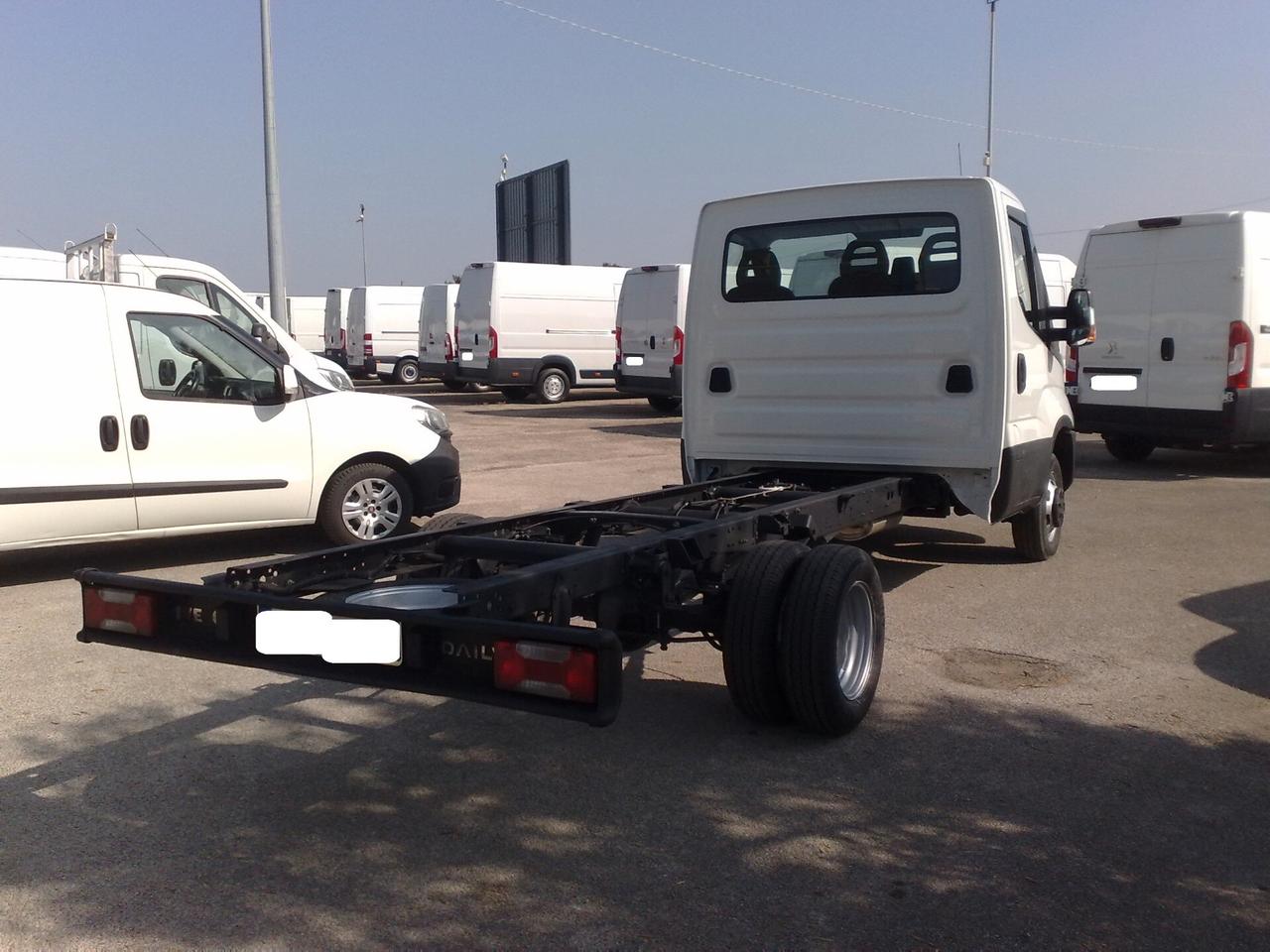 Iveco Daily 35c12 2.3hpi TELAIO - 2019