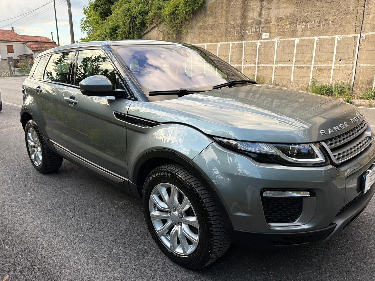 Land Rover Range Evoque RR 2.2 TD4 150cv 5p. Prestige