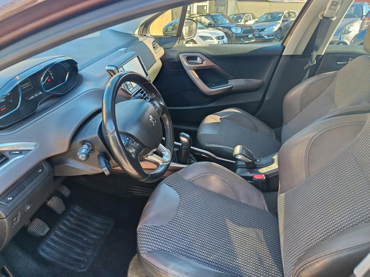 Peugeot 2008 1.6 VTi 120CV Allure