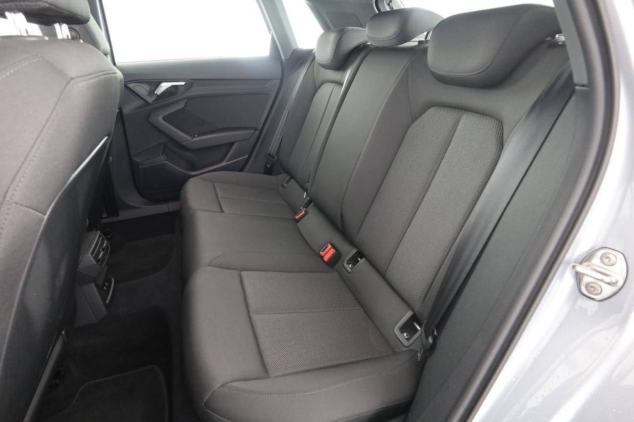AUDI A3 4ª serie A3 SPB 30 TDI S tronic Business
