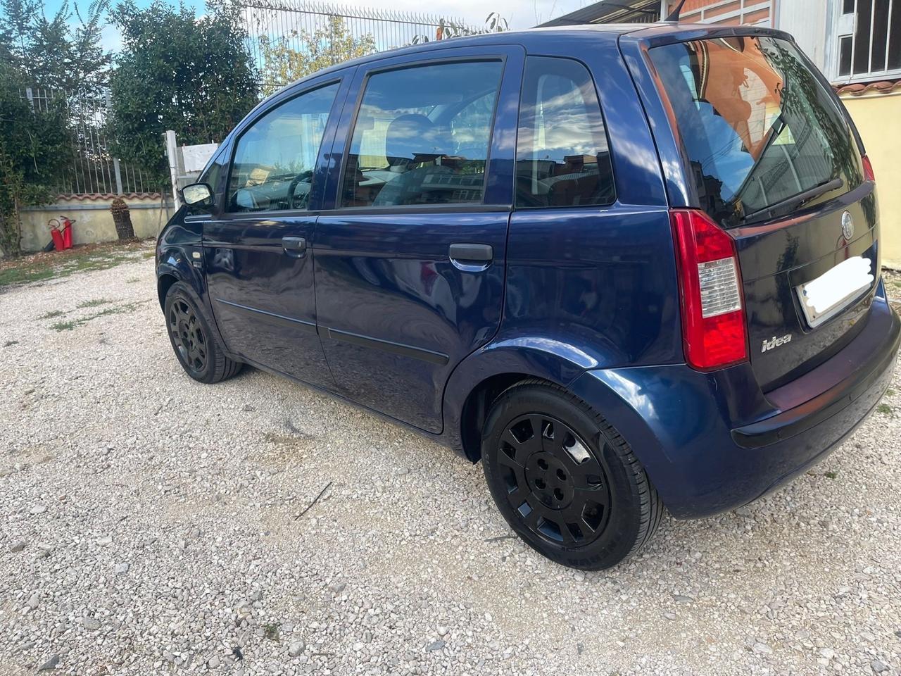 Fiat Idea 1.2 16V BlackLabel