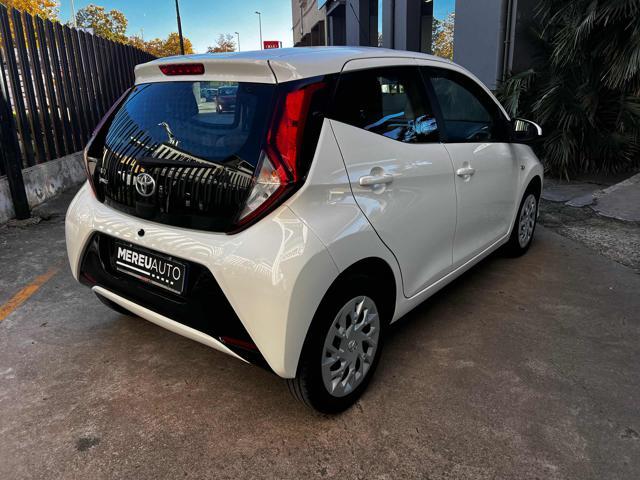 TOYOTA Aygo Connect 1.0 VVT-i 72 CV 5 porte x-clusiv