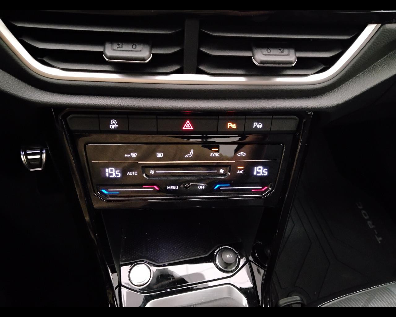 VOLKSWAGEN T-Roc I 2022 - T-Roc 1.0 tsi R-Line 110cv