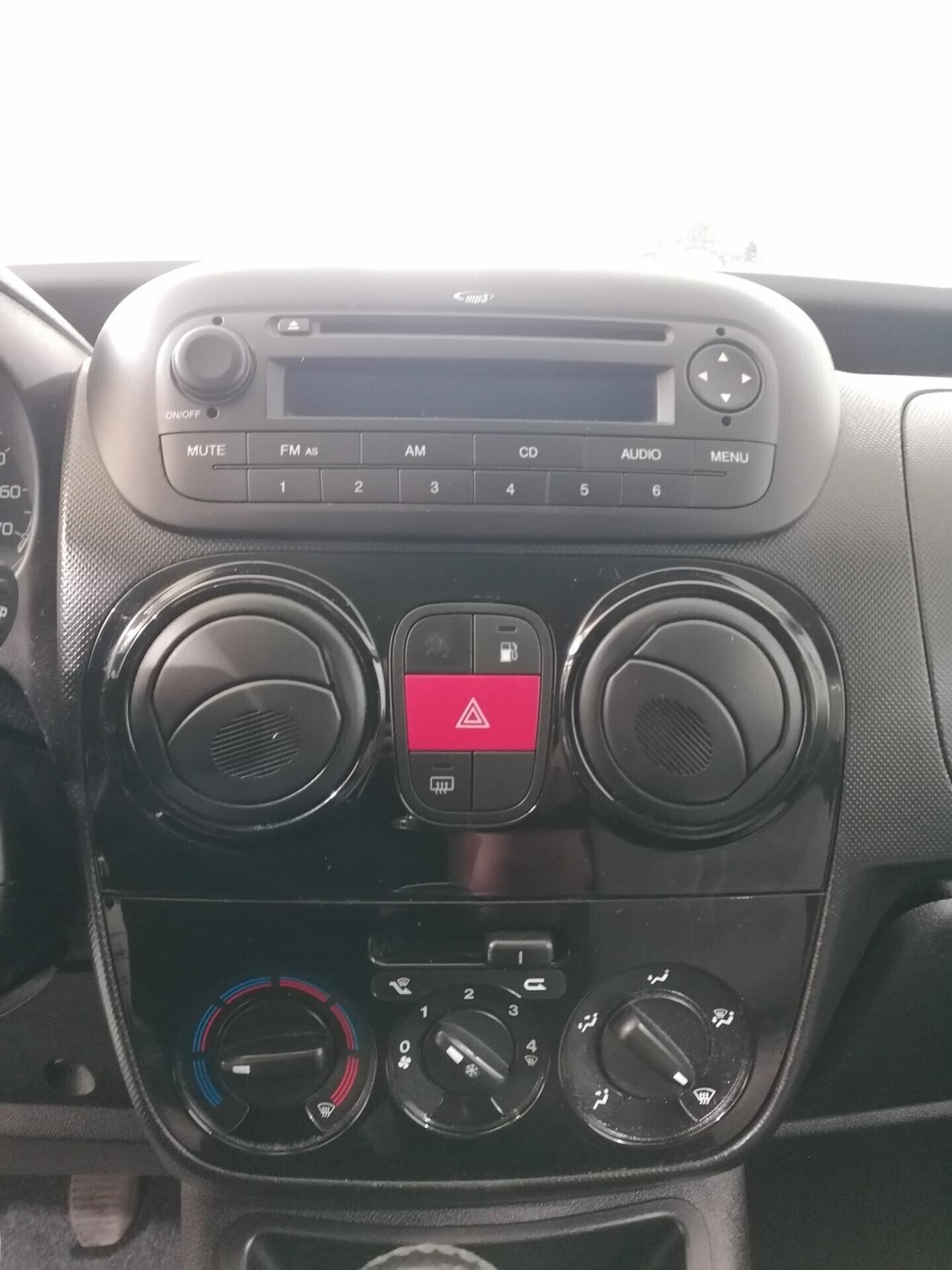 Fiat Qubo 1.4 8V 77 CV Active Natural Power