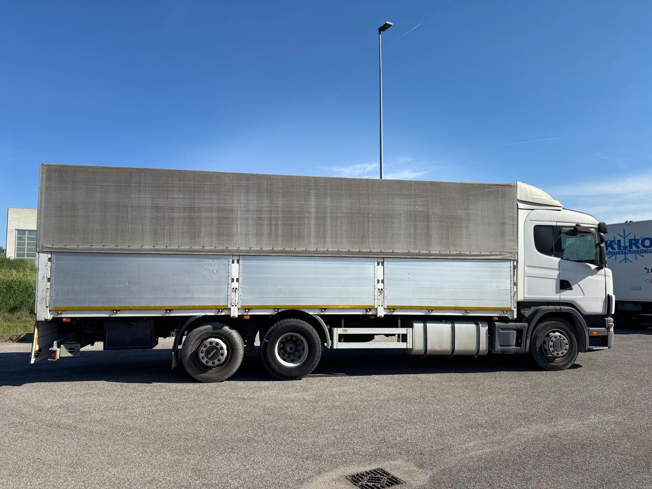 SCANIA 114L 380