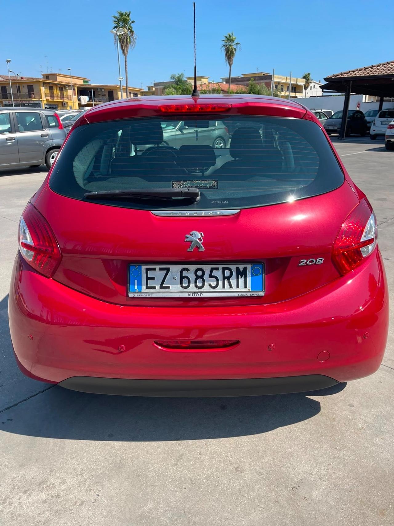 Peugeot 208 1.2 2015 100 mila km