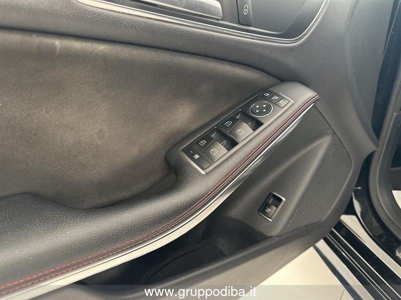 Mercedes-Benz CLA Classe - C117 Diesel 180 d Premium FL