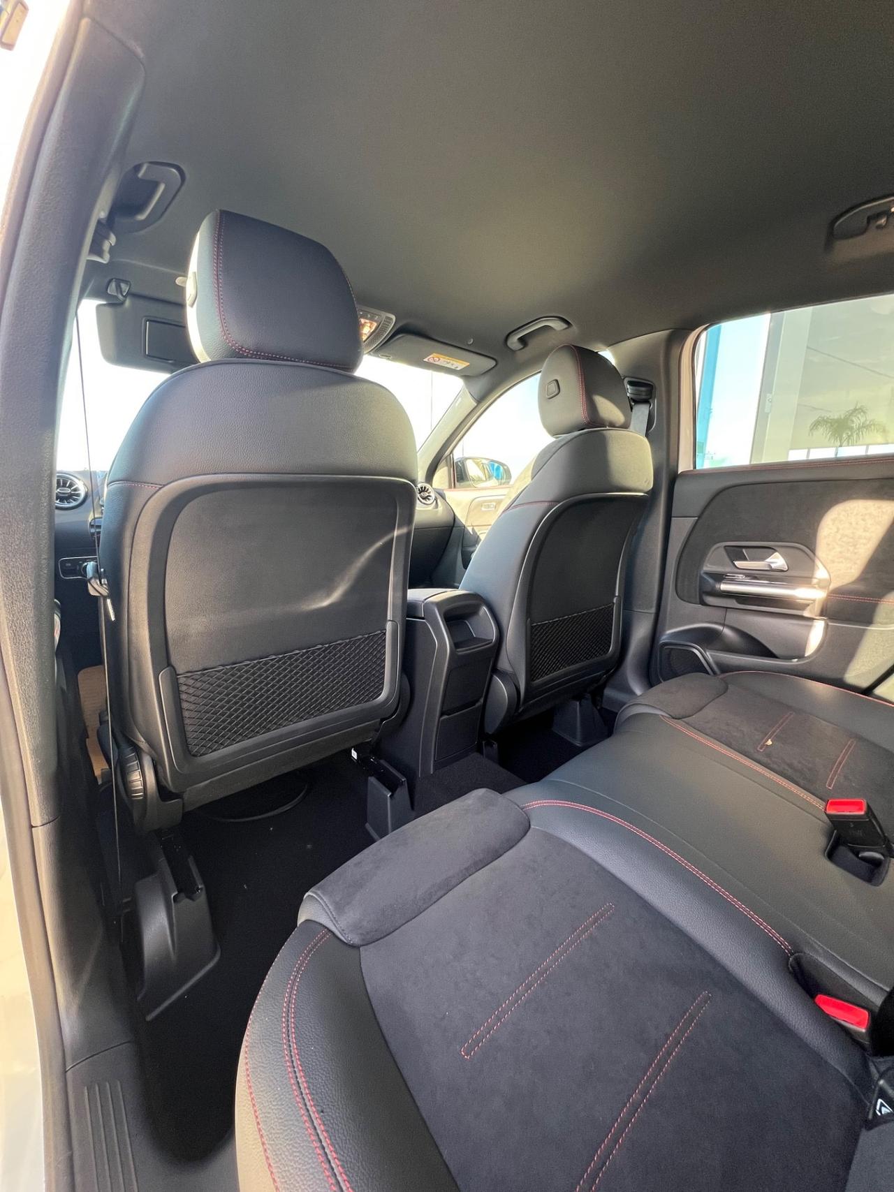 Mercedes-Benz GLA 200d AMG Line Extra auto - possibilità noleggio no scoring