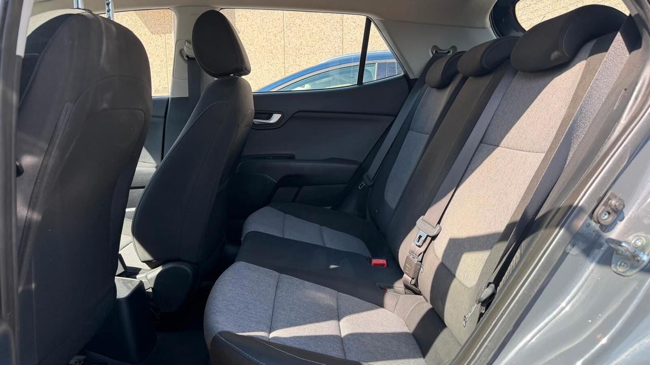 Kia Stonic 1.0 T-GDi 100 CV MHEV MT Urban