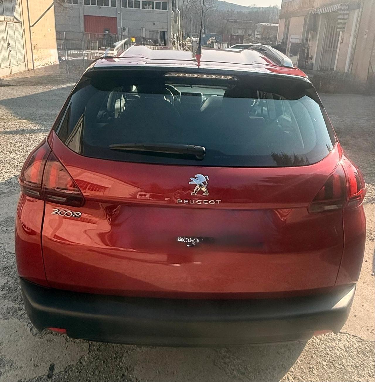 Peugeot 2008 1.2 benzina+Gpl