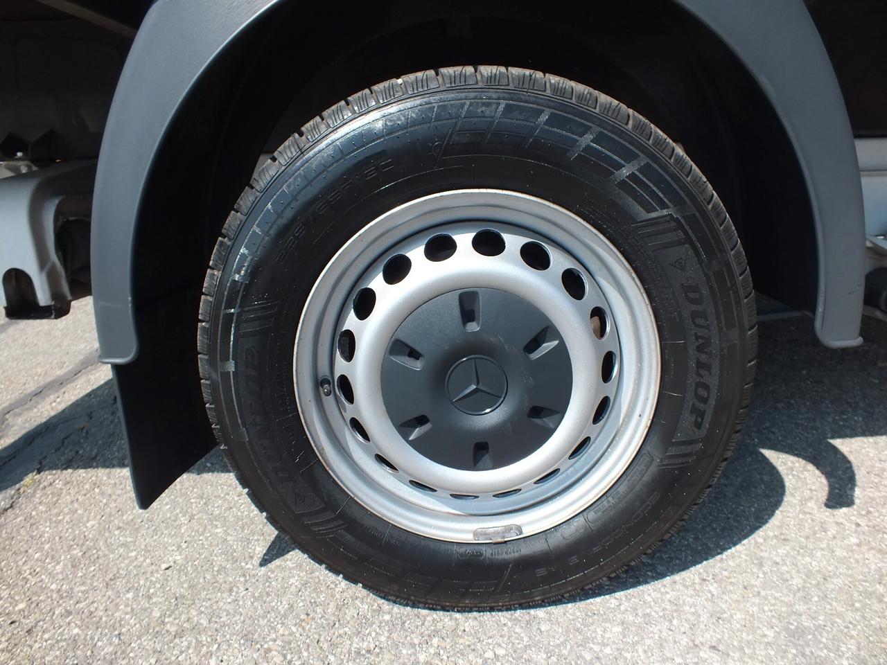 M.B SPINTER 314 CDI FWD CASSONE LUNGO 17.000 KM!!