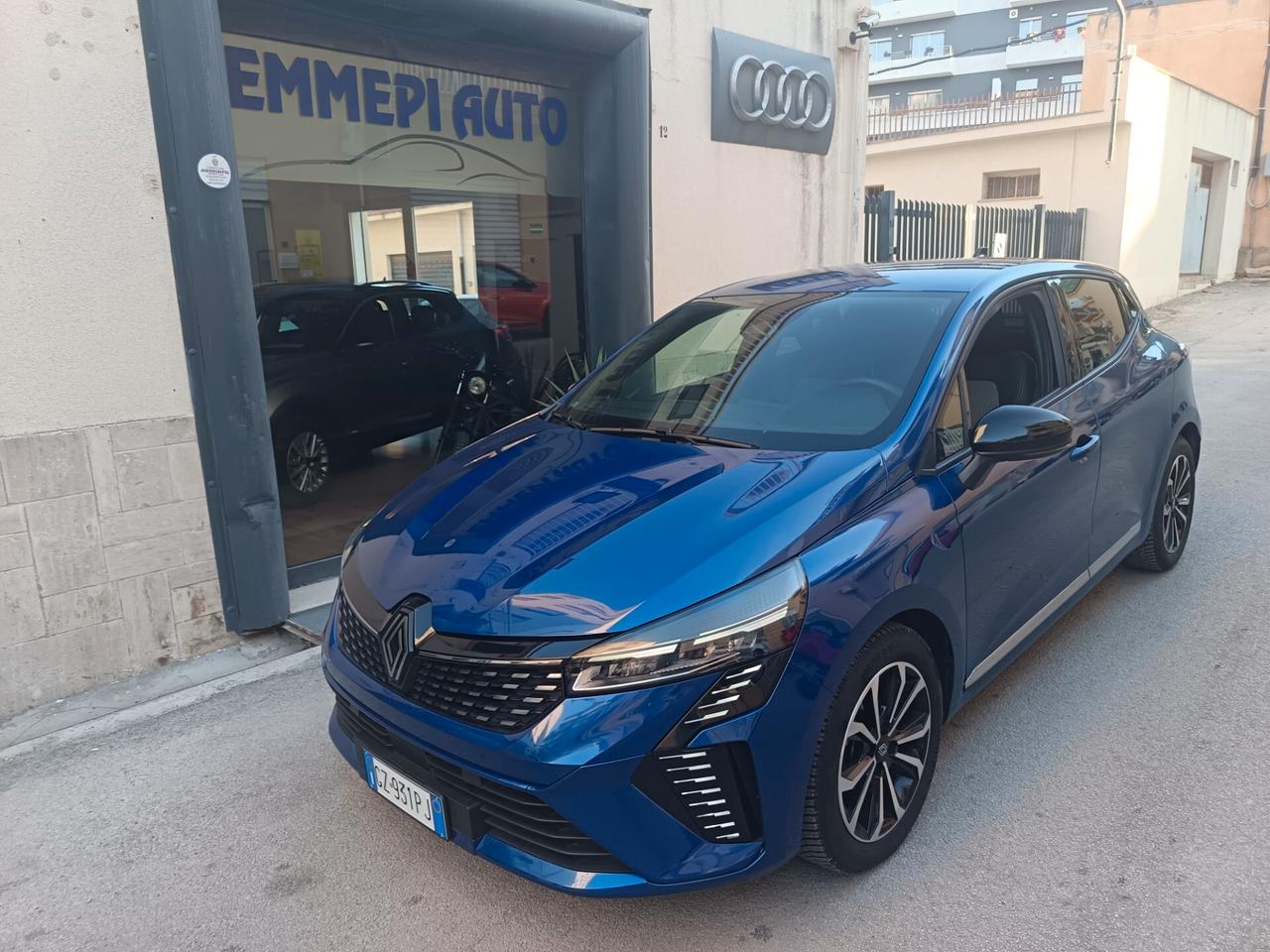 Renault Clio 1.0- 90 CV Techno KM18000 Garanzia Renault