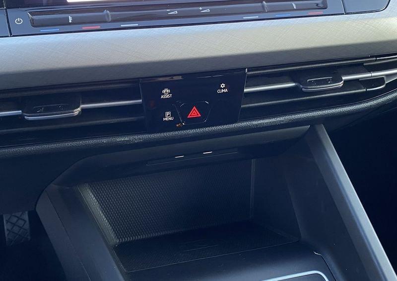 Volkswagen Golf 8 Life 2.0 TDI 150 CV DSG