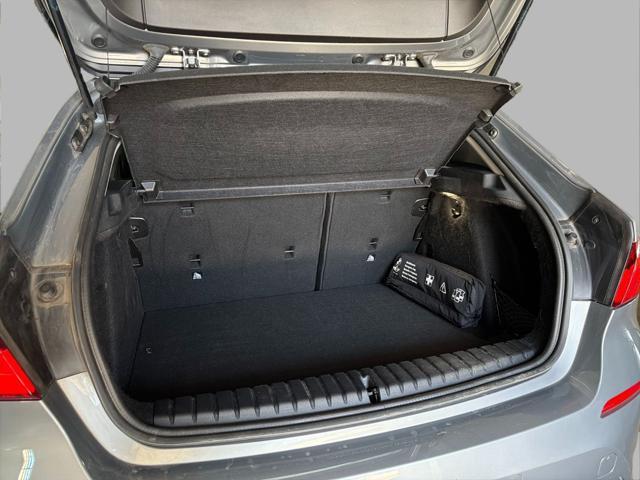 BMW 116 d 5p. Advantage