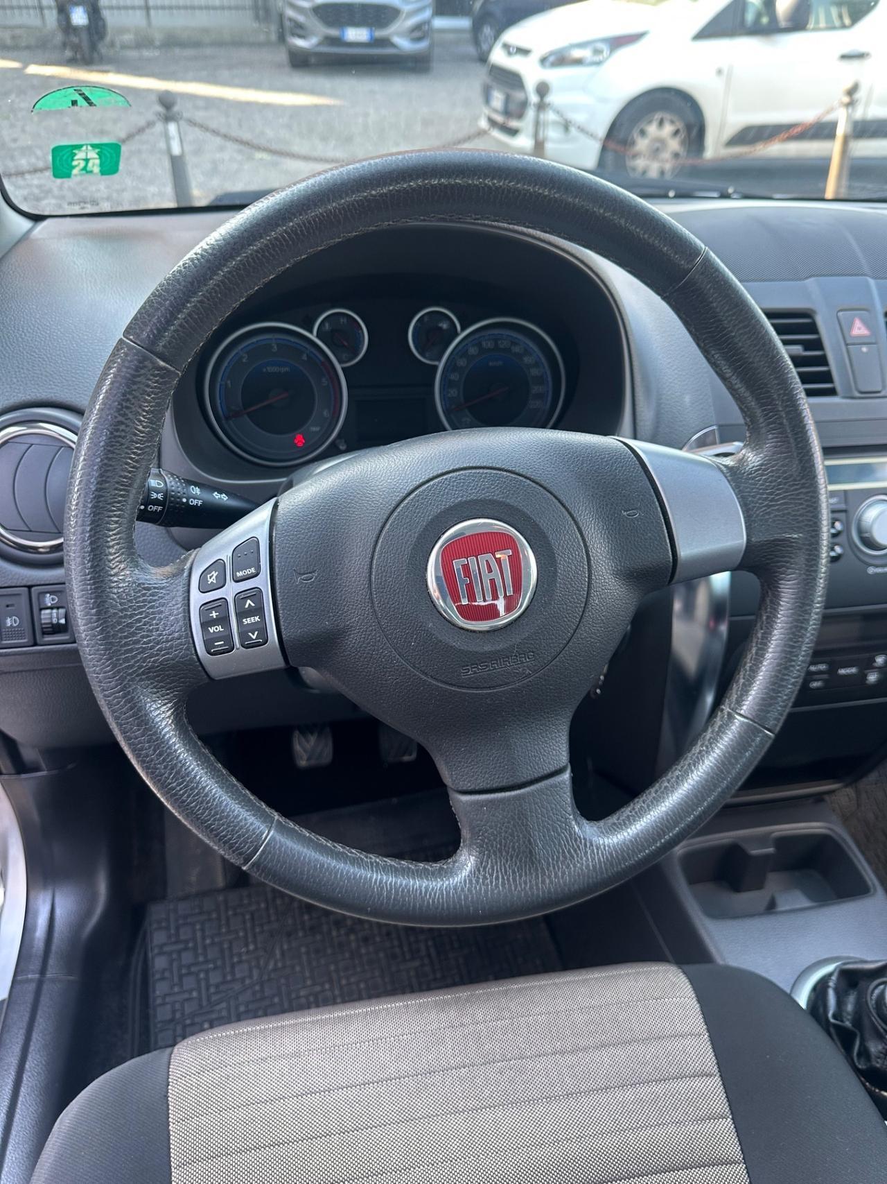 Fiat Sedici 2.0 MJT 16V DPF 4x4 Emotion