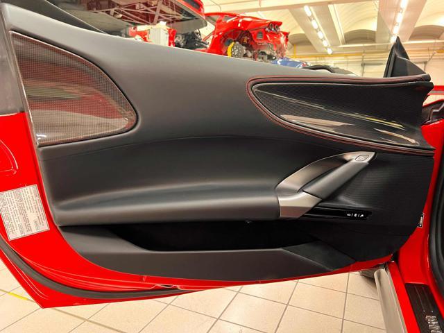 FERRARI SF90 Spider
