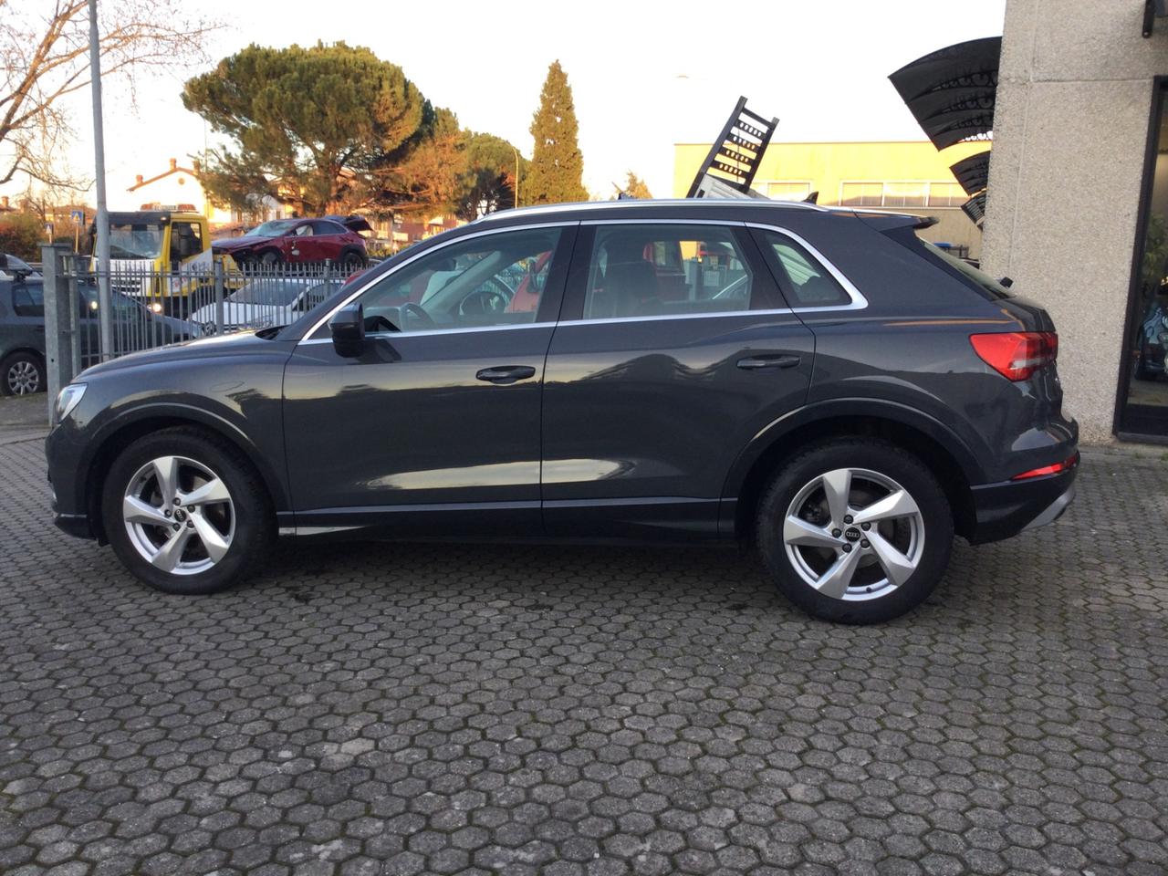 Audi Q3 35 TDI S tronic Business Advanced