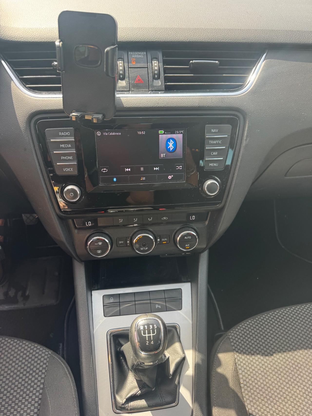 Skoda Octavia 1.6 TDI CR 105 CV Wagon Executive