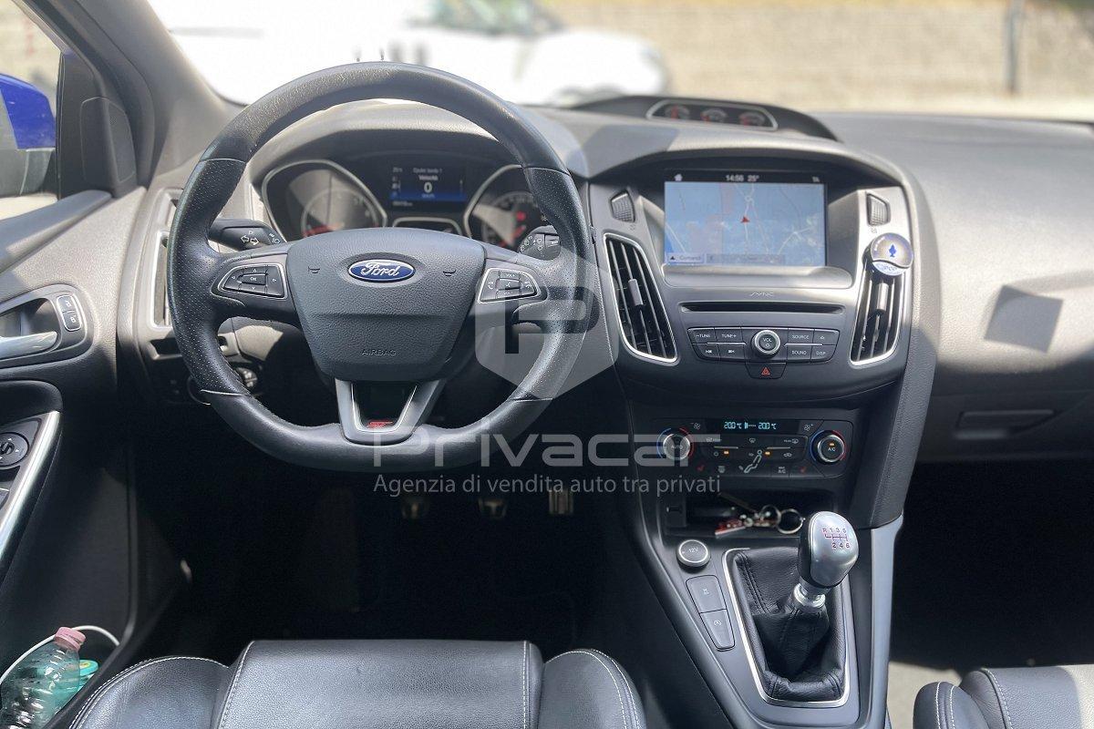 FORD Focus 2.0 EcoBoost 250 CV ST3
