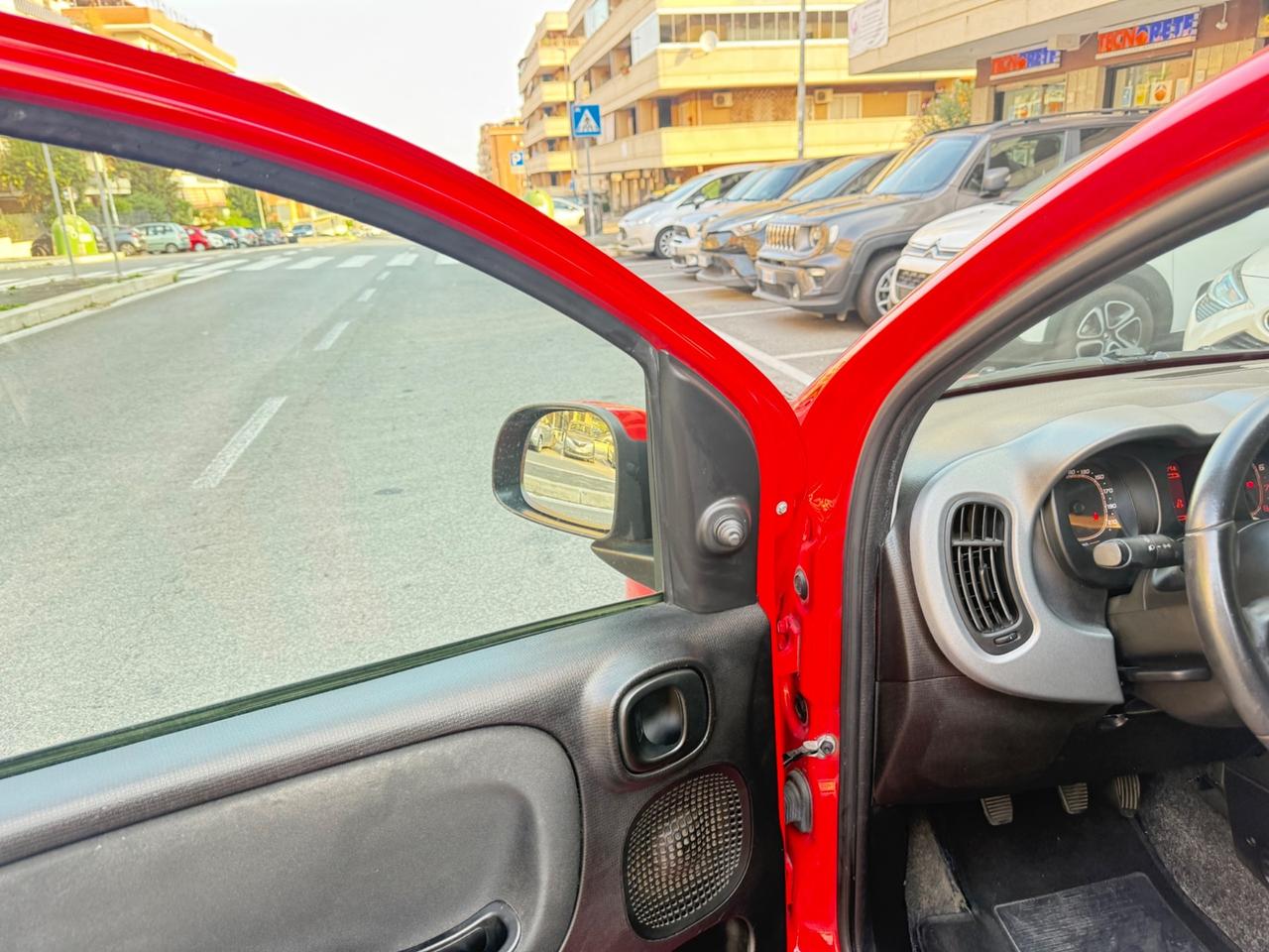 Fiat Panda 1.2 Lounge LED PDC CERCHI 15 VOLANTE MULTIFUNZIONE 5 POSTO OMOLOGATO