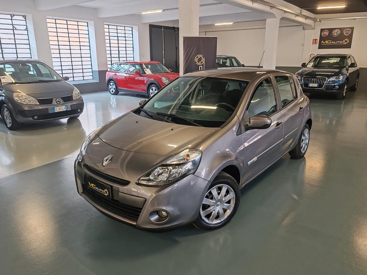 Renault Clio 1.2 16V 5 porte Confort